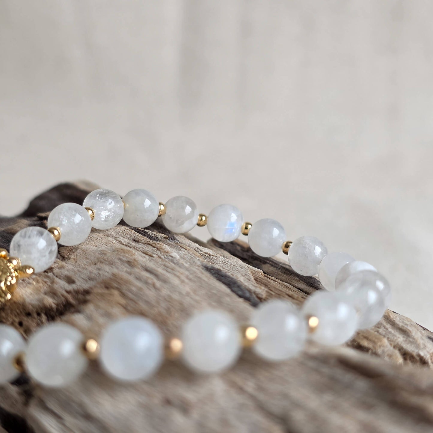 Snow Moon | Signature Stone | Moonstone Bracelet